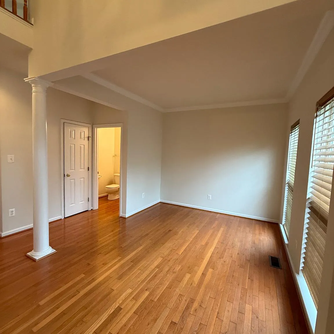 4 bed, 3.5 bath, 3130 sqft, $3,100 — Photo 2