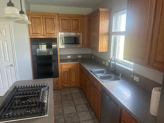 5th image of 13544 Meghan Ln