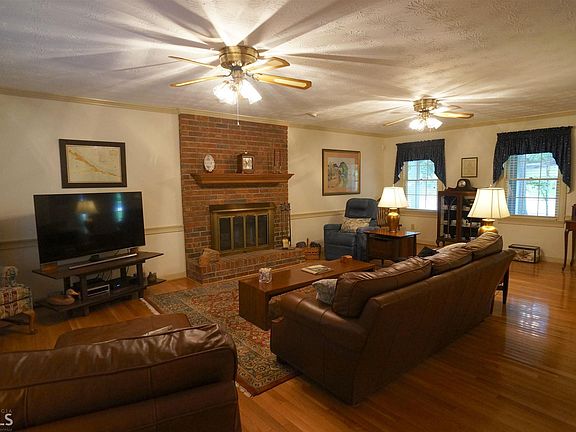 4th image of 1512 Shoal Creek Dr SW #15
