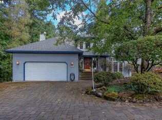 2425 SW 85th Ct, Portland, OR 97225