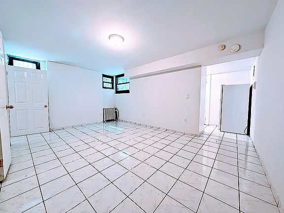 2nd image of 410 Clinton Ave APT A2