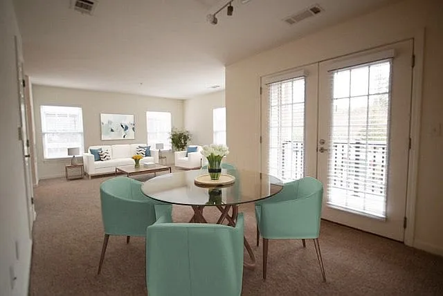 Huntington Townhomes — Photo 12