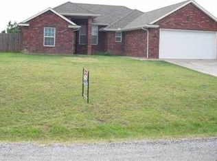 103 NE Deerfield Dr, Elgin, OK 73538