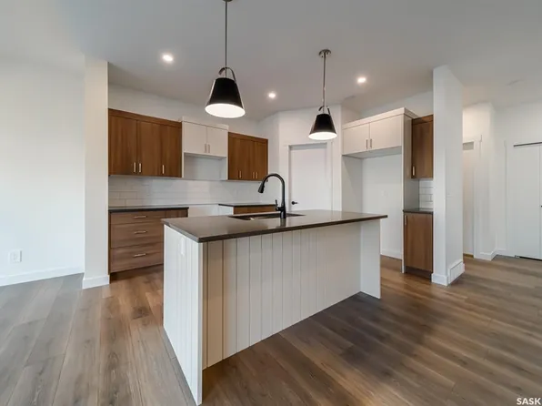 279 Doran WAY, Saskatoon, SK S7V 0Z7