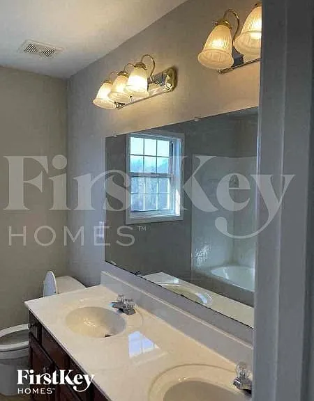 1157 Fountain Crest Dr — Photo 10