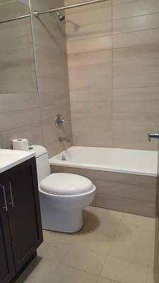 Rented by DYNAMIC REALTY OF NEW YORK CORP | media 8