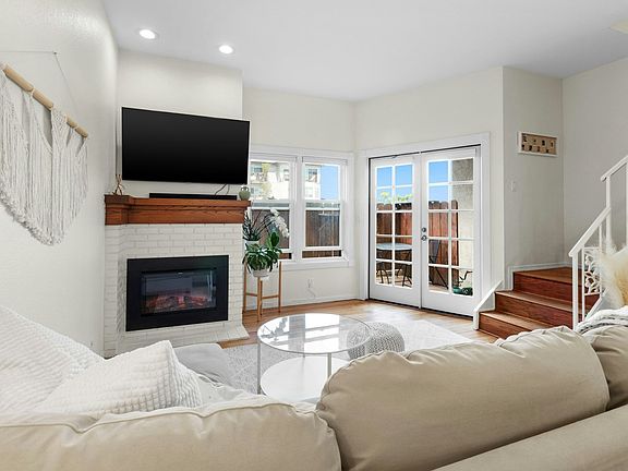 4th image of 3118 Canon St APT 2
