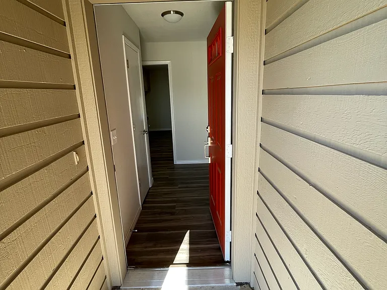 909 Tyler Ave NW — Photo 19