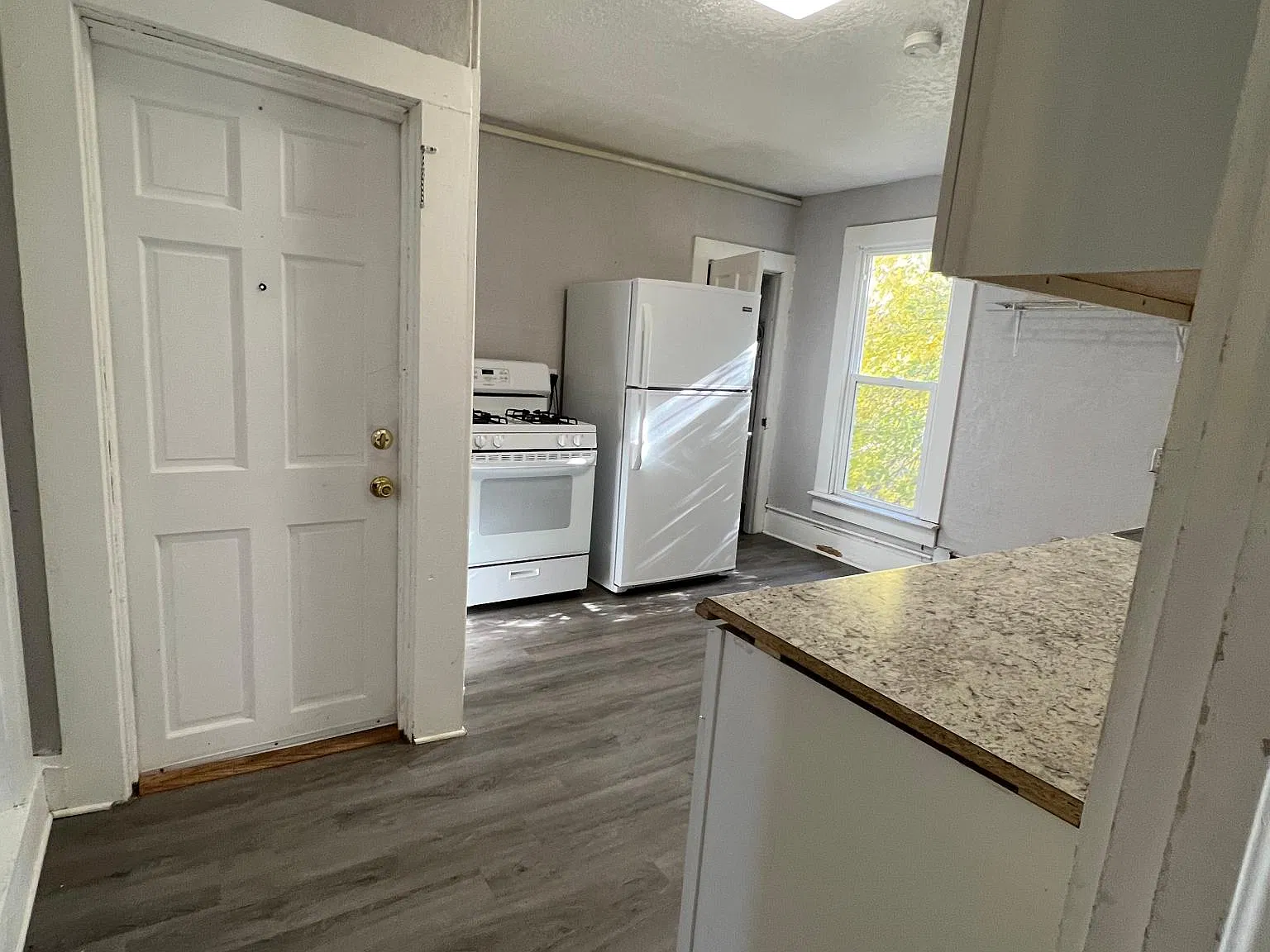 535 W Tipton St — Photo 1