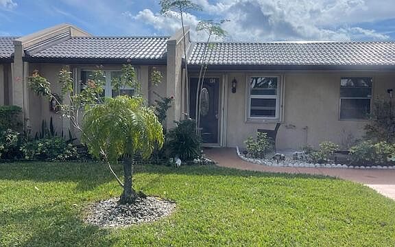 2nd image of 134 Lake Gloria Drive