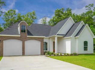 156 Road 662, Dayton, TX 77535