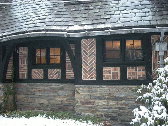 Kitchen windows (exterior)