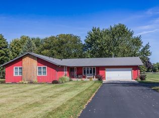 38W530 Hopps Rd, Elgin, IL 60124