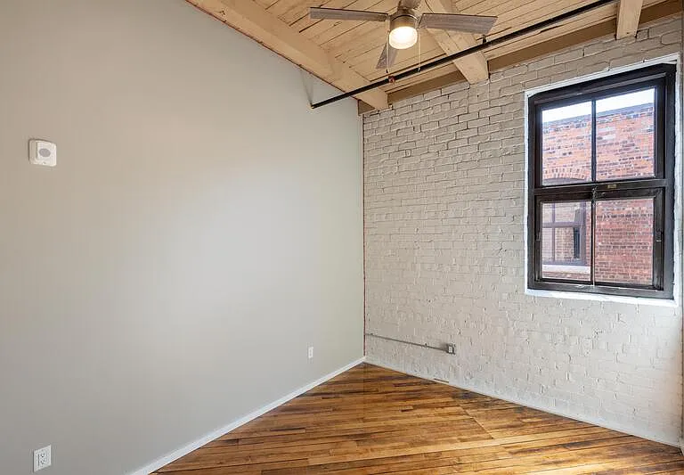 116 N 4th St #406 — Photo 6