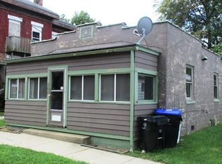 500 N Lee St #2, Bloomington, IL 61701