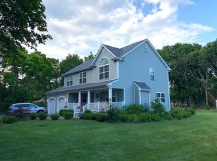 101 Old Country Rd, East Quogue, NY 11942
