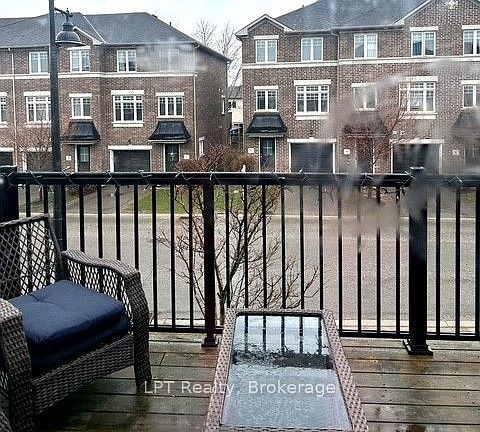 2nd image of 466 Meadowglade Rd