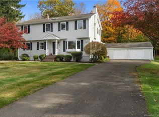 299 Stevenson Rd, Fairfield, CT 06825