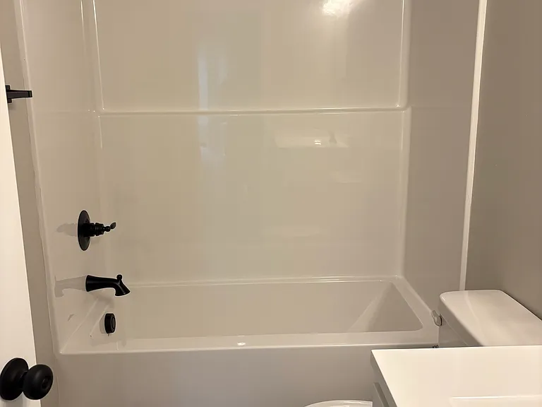 1313 Owen Ln — Photo 10