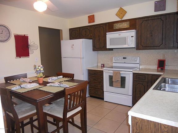 3rd image of 2903 Klondike Ln
