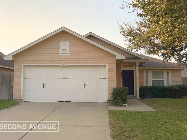 2201 Encino Dr, Corpus Christi, TX 78414