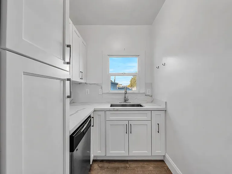 3207 West St — Photo 19