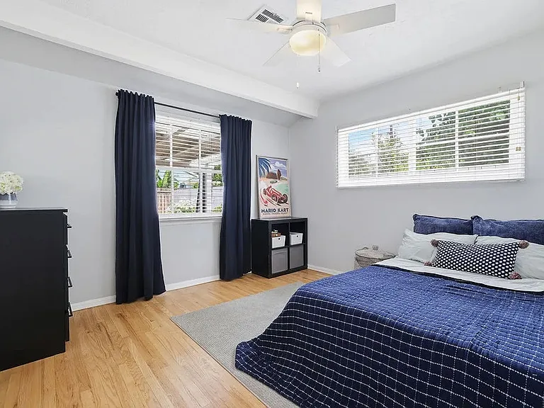 4958 Canoga Ave — Photo 12