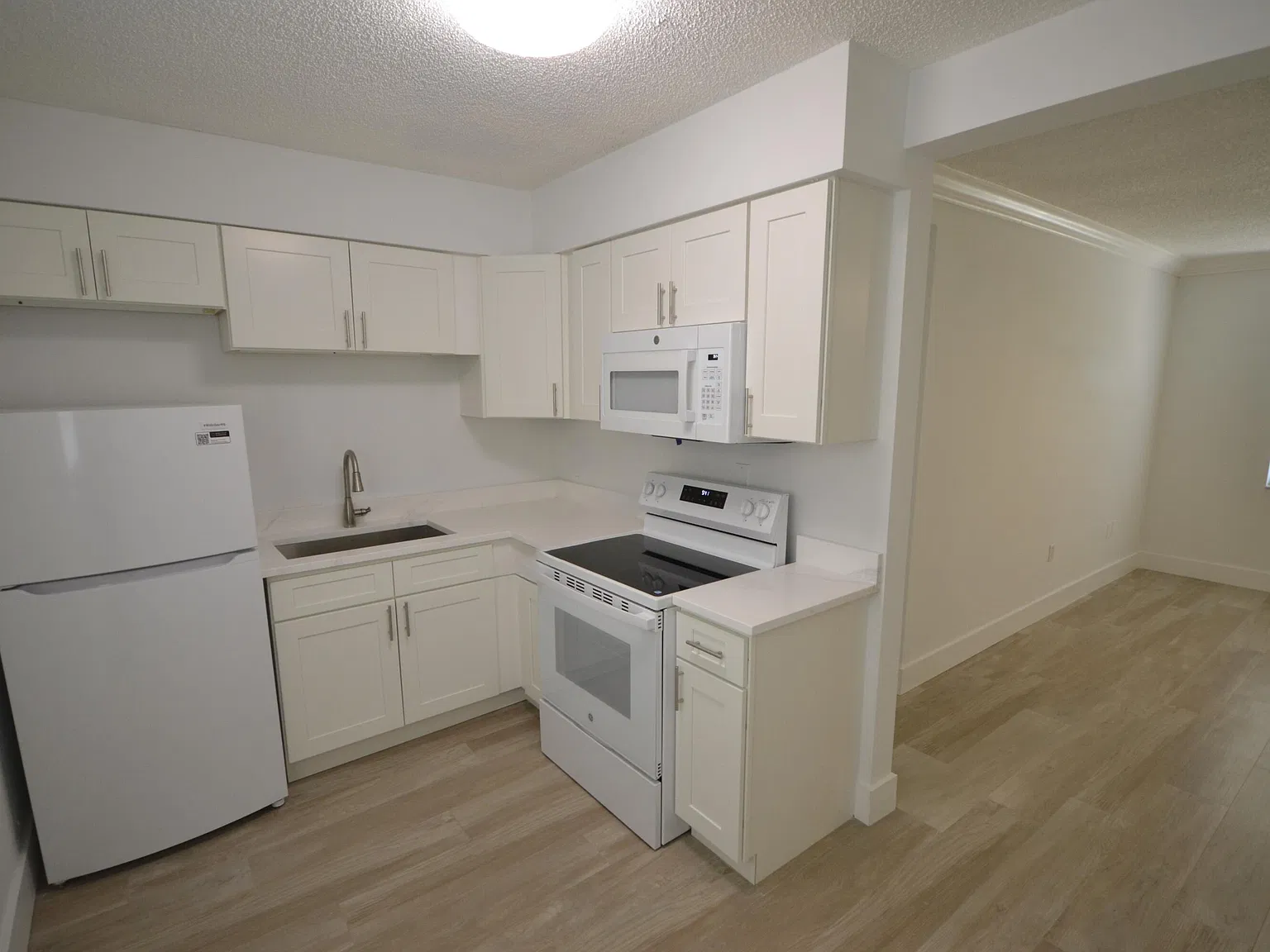 1 bed, 1.0 bath, 515 sqft, $1,600 — Photo 2