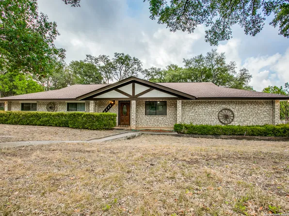 9306 Gloxinia Dr, San Antonio, TX 78266