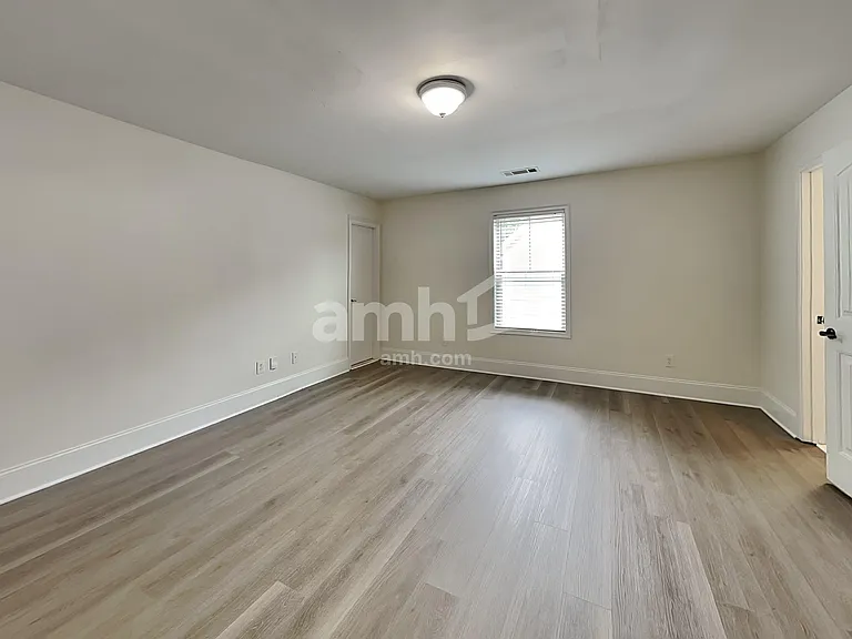 308 Meeting St — Photo 20