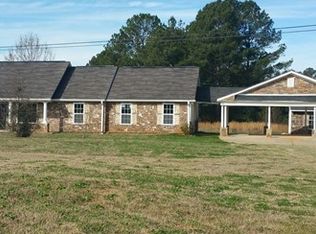 1178 Rocky Creek Rd, Locust Grove, GA 30248