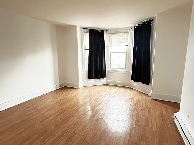 4133 N 5th St #2 — Photo 3
