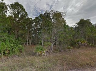 352/354 Reeves St, Lehigh Acres, FL 33972