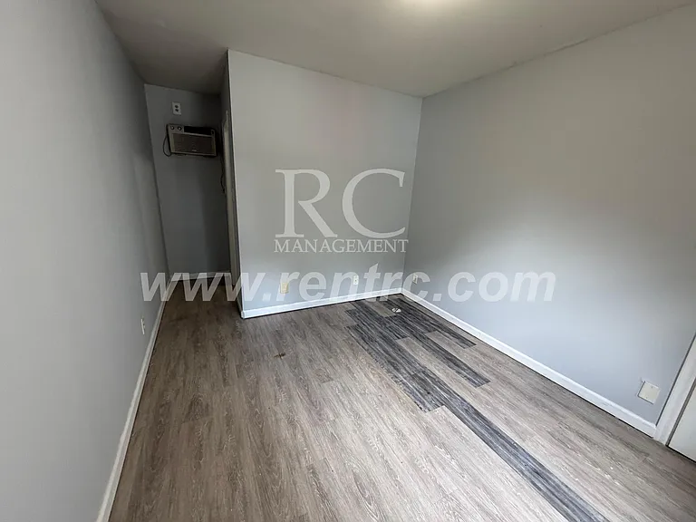 123-13 W Attica St #W — Photo 9