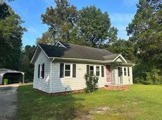 162 Woods Cir, New Bern, NC 28562