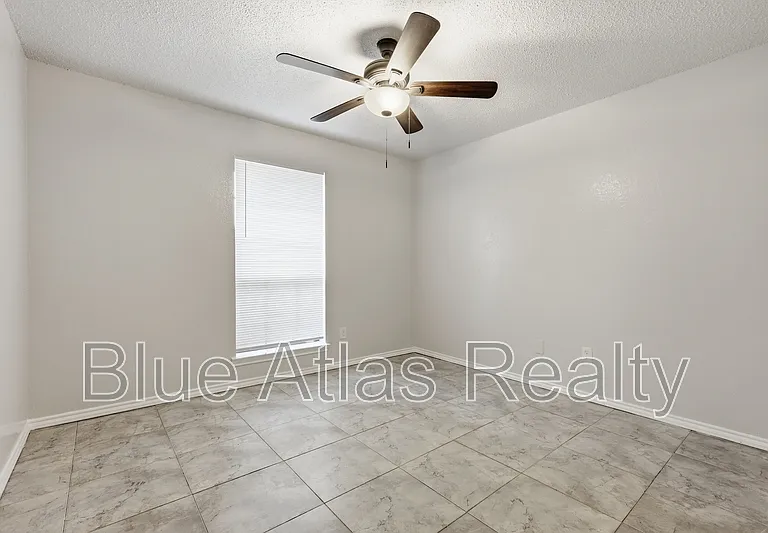 711 Penn Pl — Photo 10