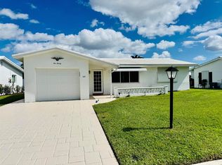 520 SW 18th St, Boynton Beach, FL 33426