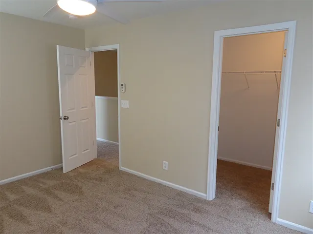 10910 Steele St — Photo 10