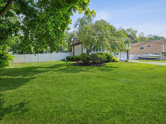 2nd image of 81 Woody Ln
