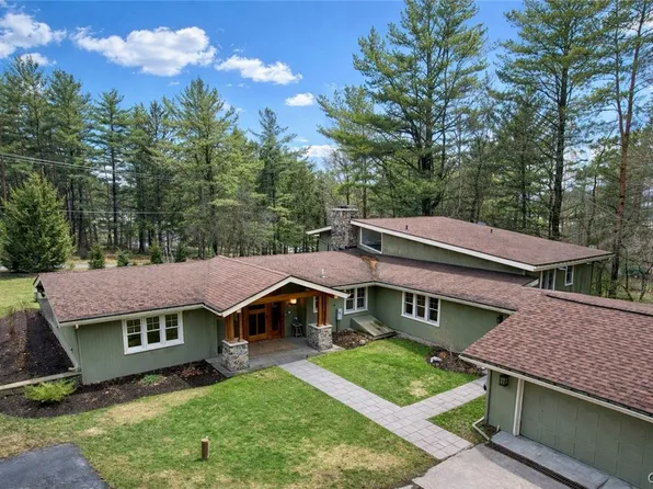 4515 Ridge Rd, Cazenovia, NY 13035