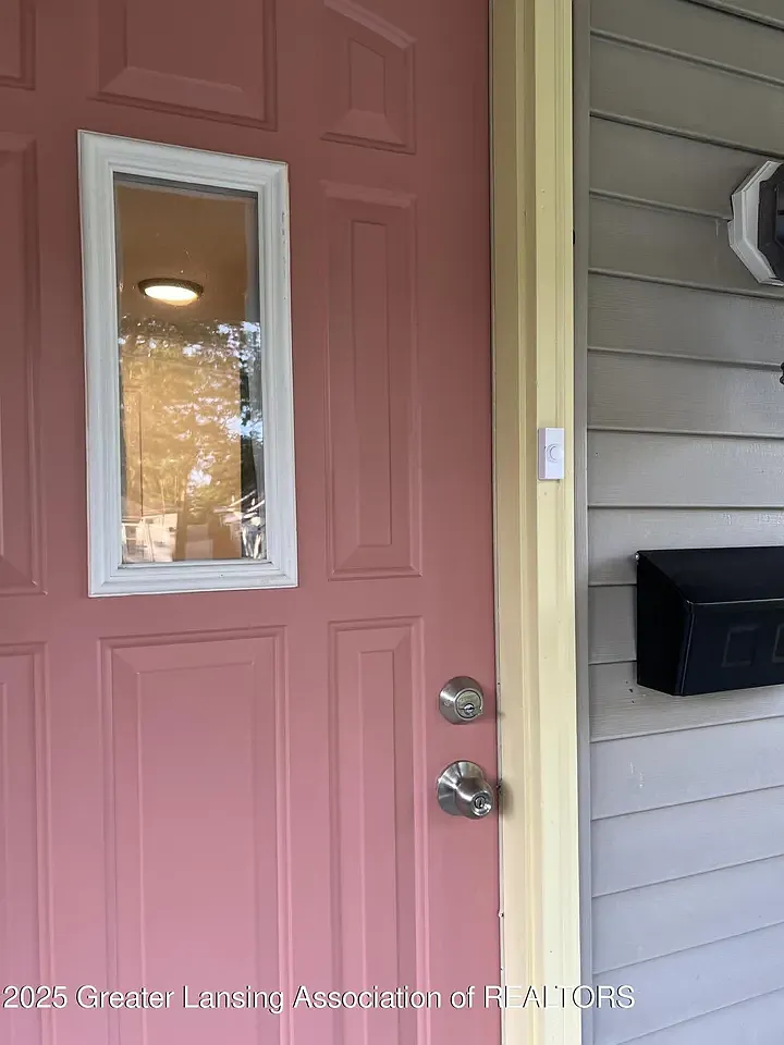 2 bed, 540 sqft, $1,375 — Photo 3