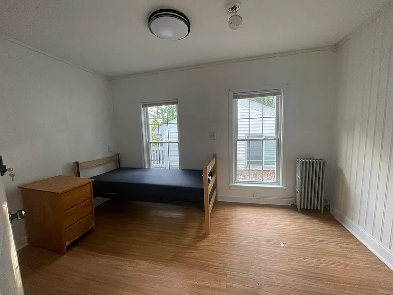 24 McGrath St #4 — Photo 6