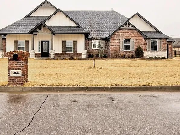 7044 Chestnut Ln, Enid, OK 73703