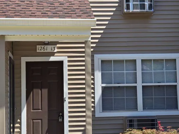 1261 Washington Street #13, Middletown, CT 06457