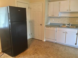 3902 Bradwell Dr, Columbus, OH 43207