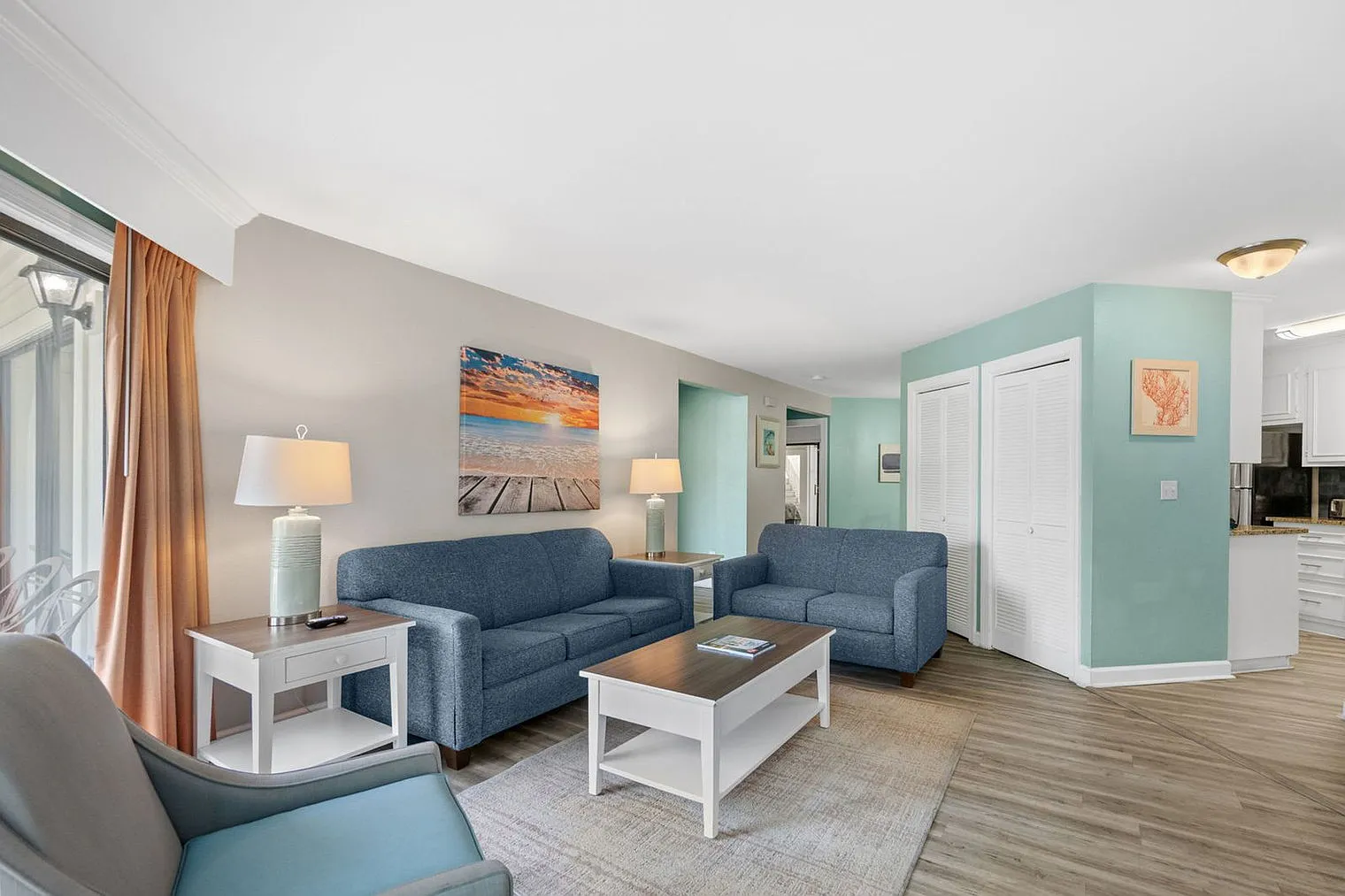 2 bed, 2.0 bath, 1044 sqft, $2,899 — Photo 4