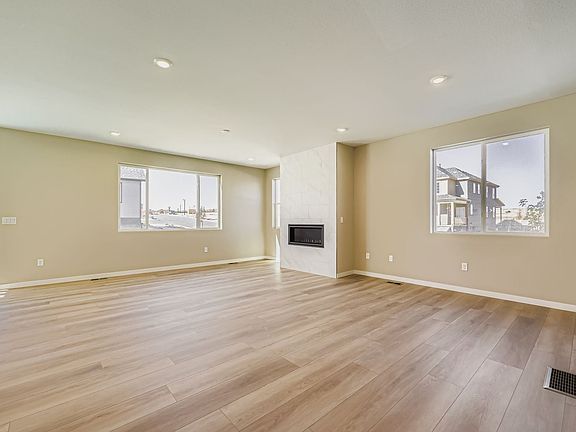 4th image of 13771 Daffodil Way