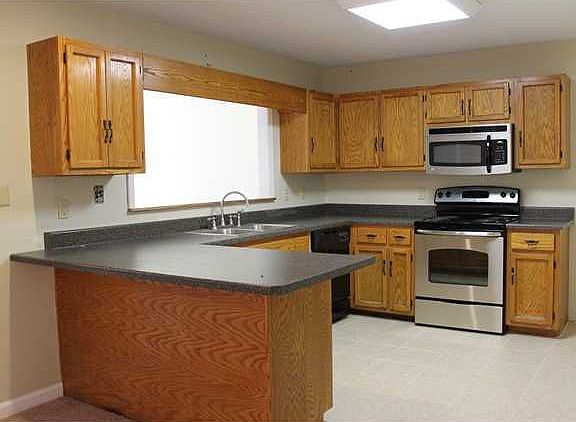2nd image of 402 Navajo Ct