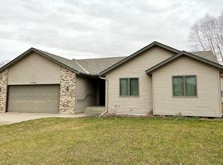 1903 Aspen Ct, Northfield, MN 55057