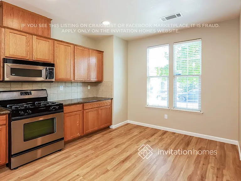 118 Palermo Way — Photo 6